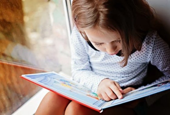 Cuentos EN MAYÚSCULAS para aprender a leer - La Chata Merengüela