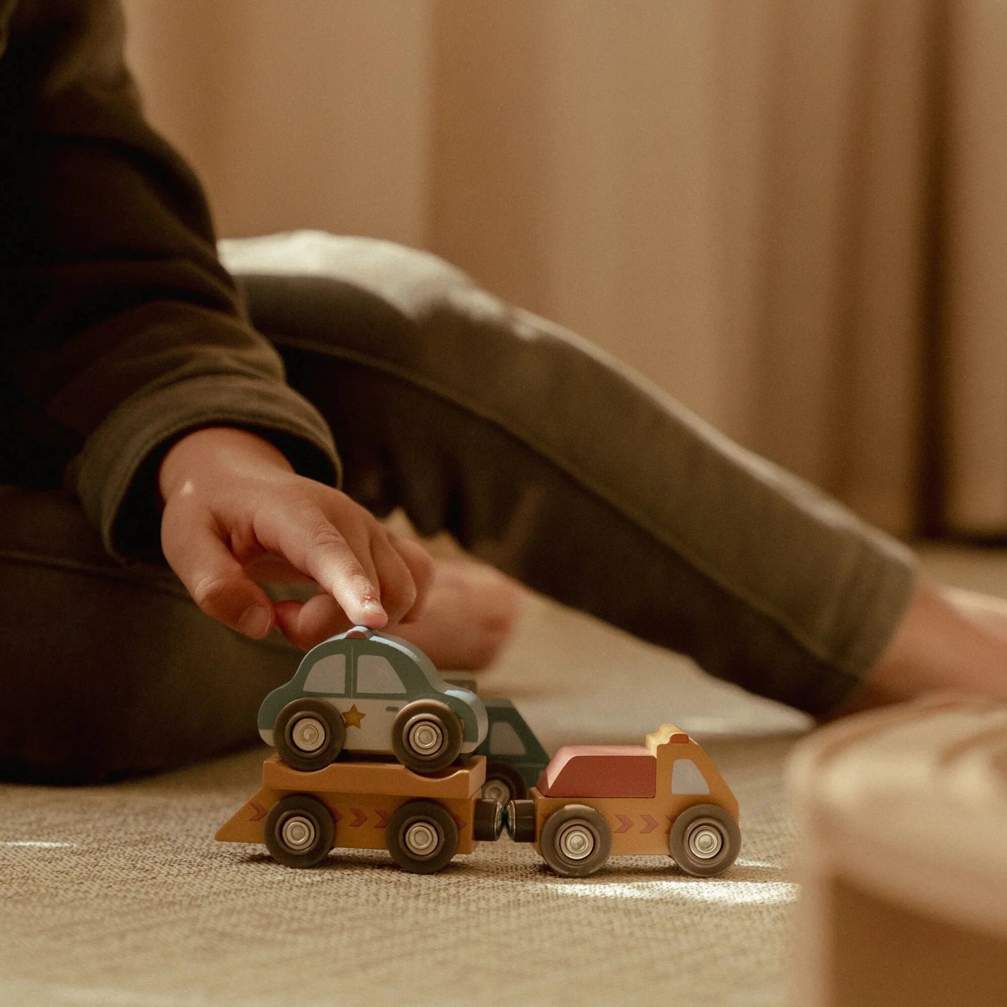 9 vehículos de madera ¡nuevos colores!