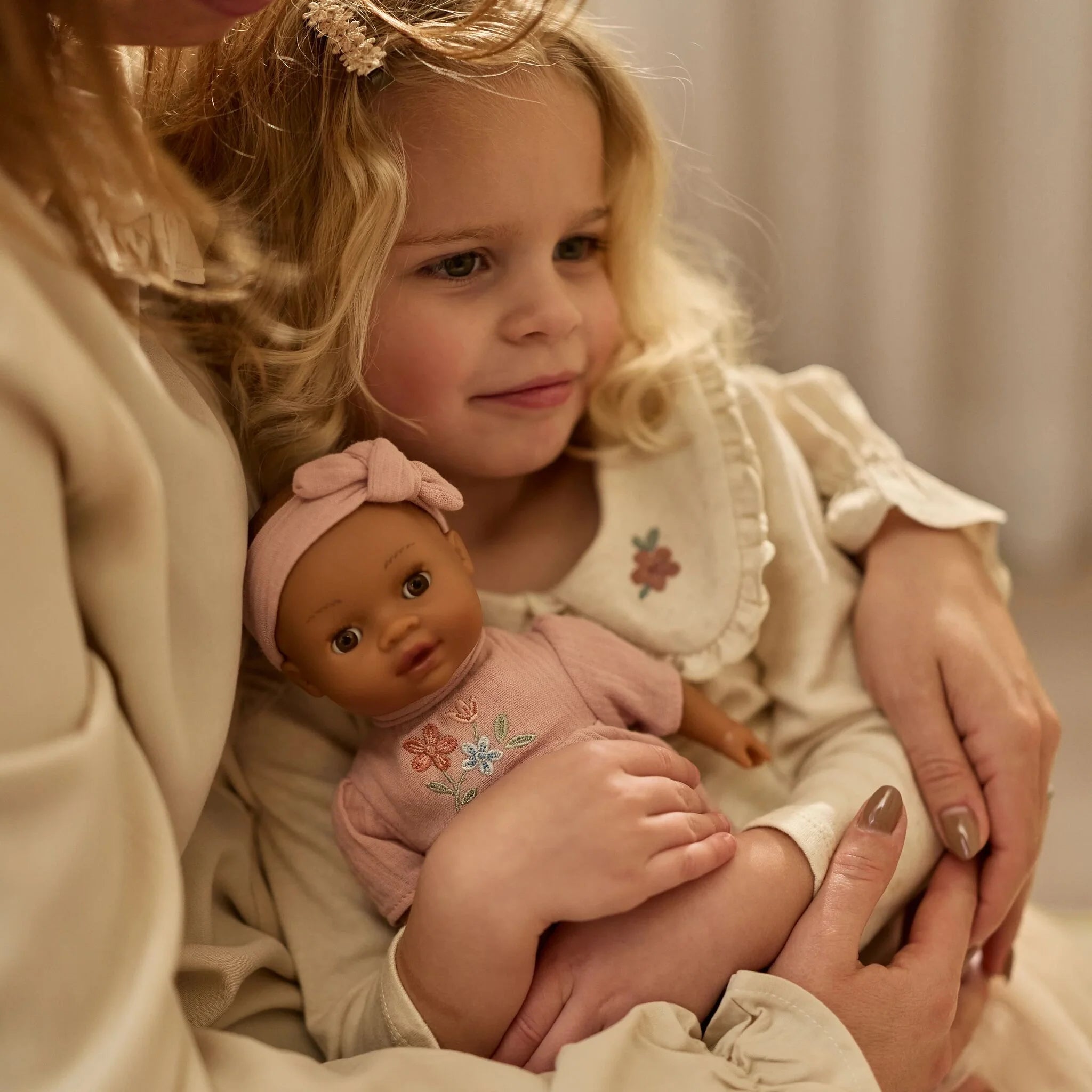 Muñeca Yara LITTLE DUTCH