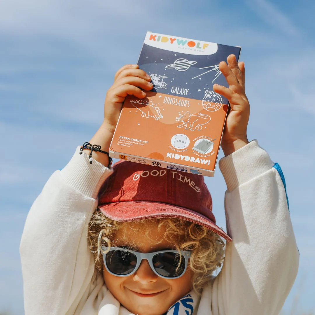 Plantillas para KIDYDRAW MINI · espacio y dinosaurios