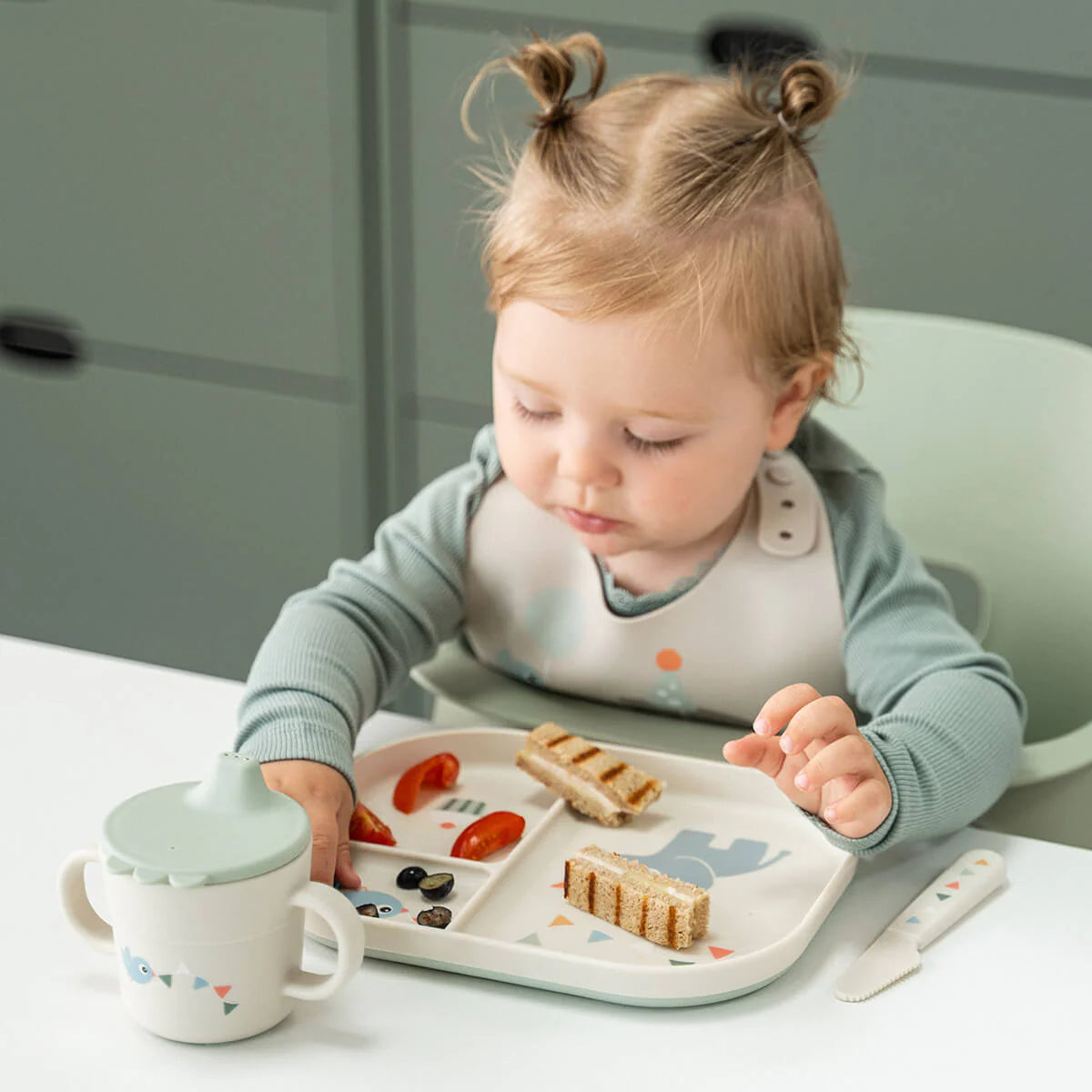Taza de aprendizaje DONEBYDEER celebration · arena