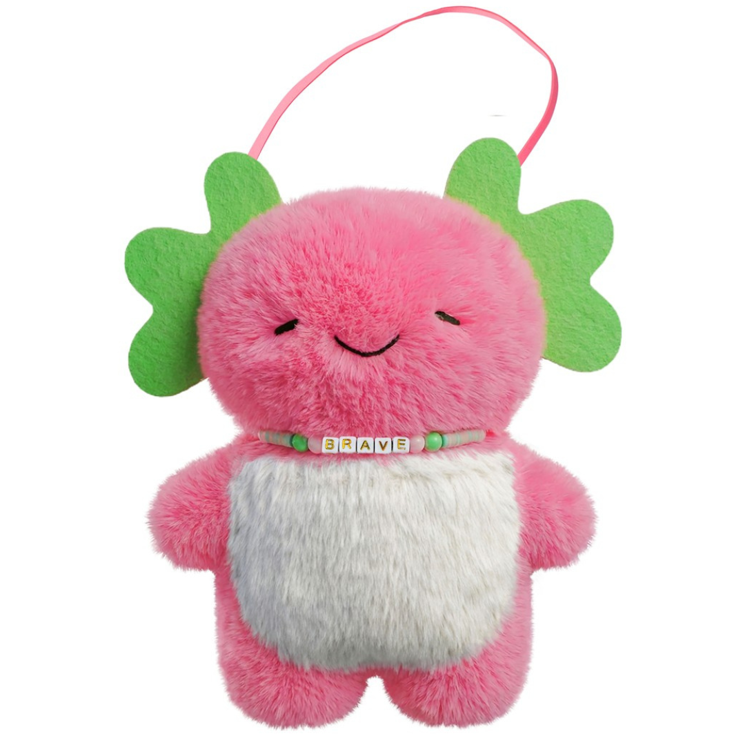 Cosiendo mi peluche de ajolote