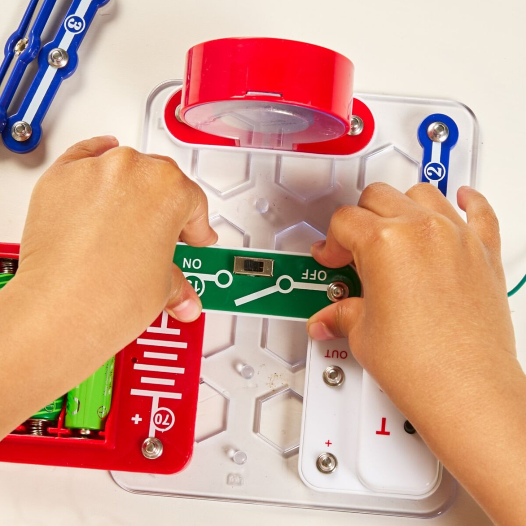 ELECTROFUN: crea tu propia radio