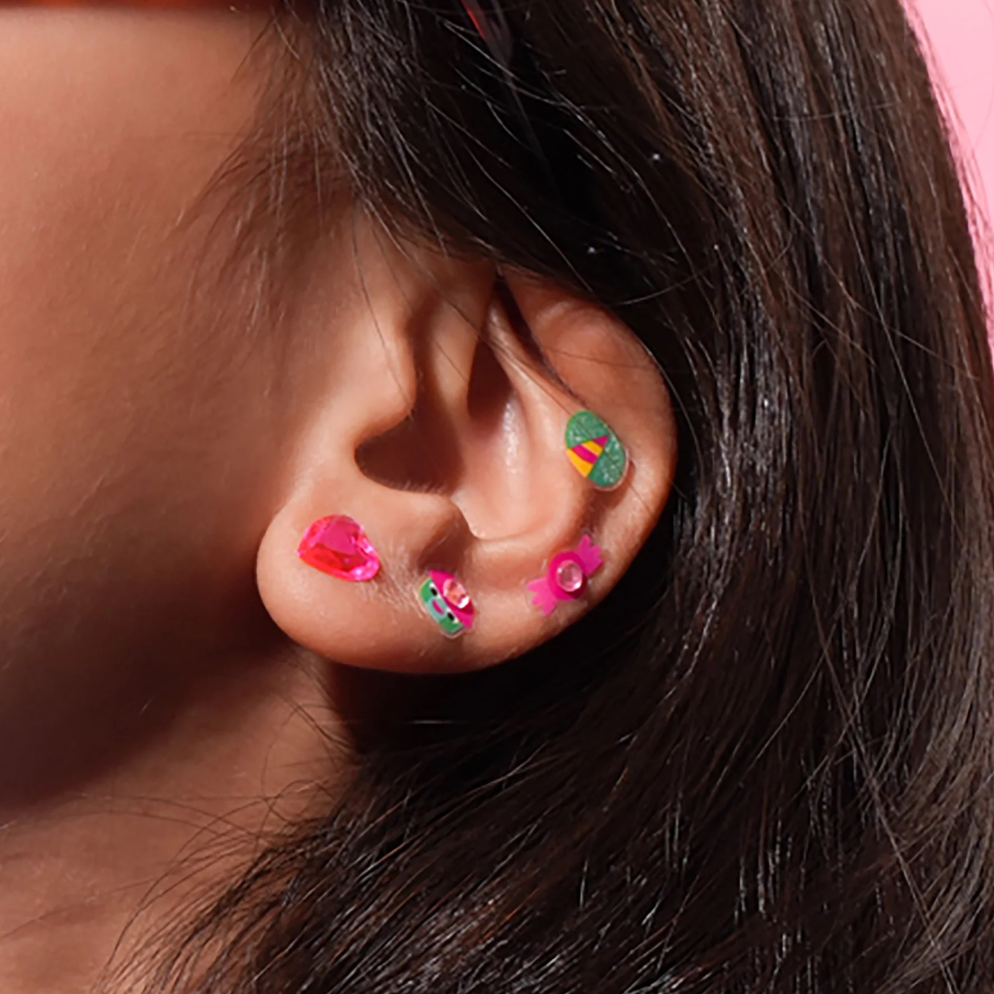 Pegatinas para las orejas OMY · Lily