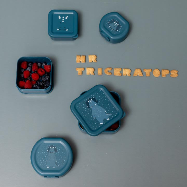 2 fiambreras con clip TRIXIE · triceratops