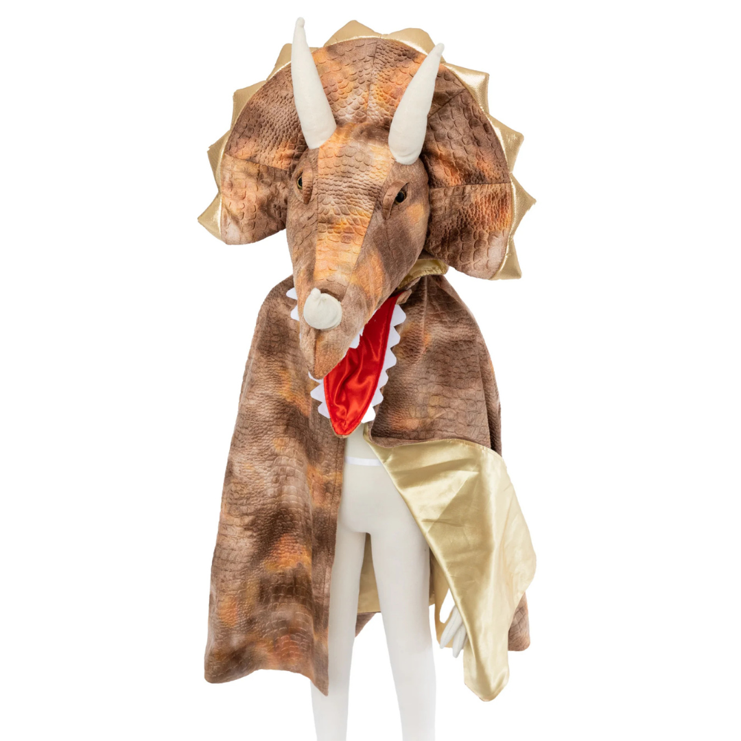 Capa de triceratops grandasaurus con garras