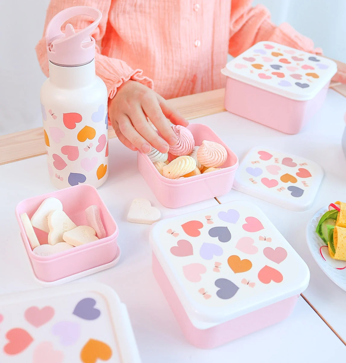 4 cajas snacks ALLC · corazones