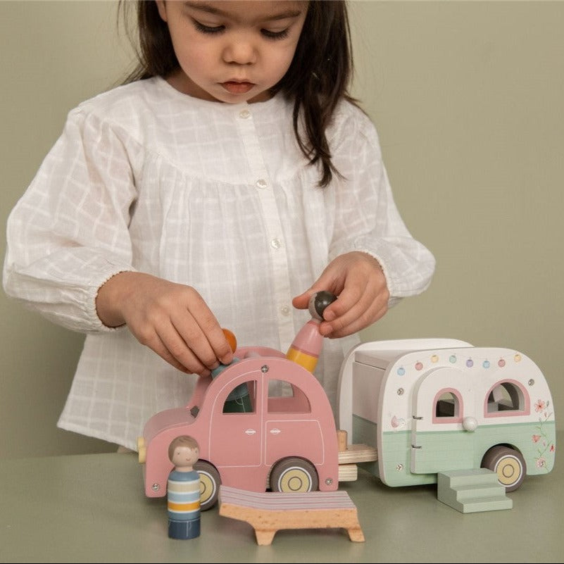 Set Coche y Caravana Little Dutch