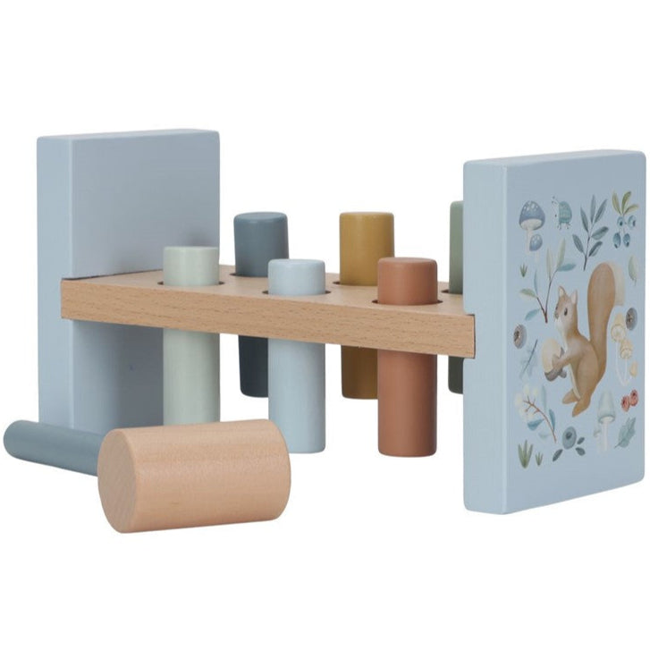 Banco de Golpeo con Bolas · Forest Friends