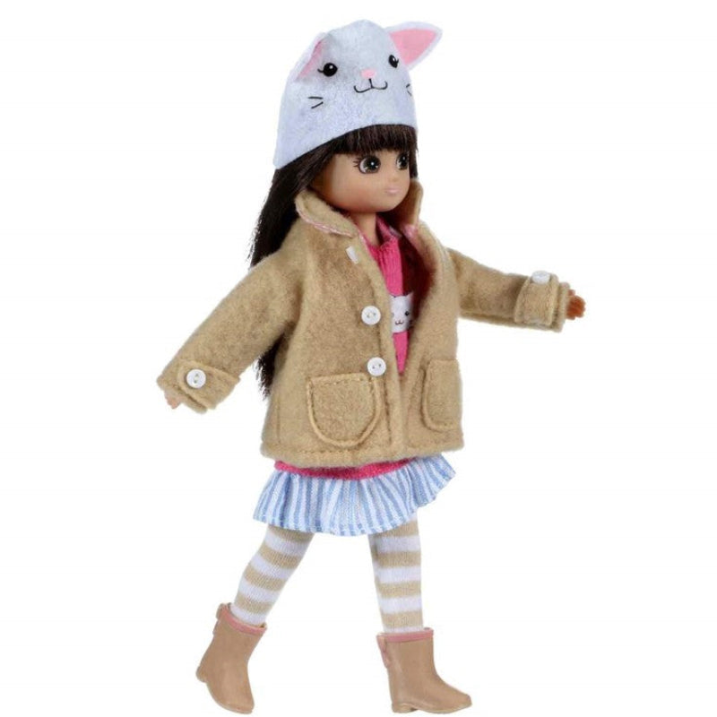 Muñeca LOTTIE caja de pandora
