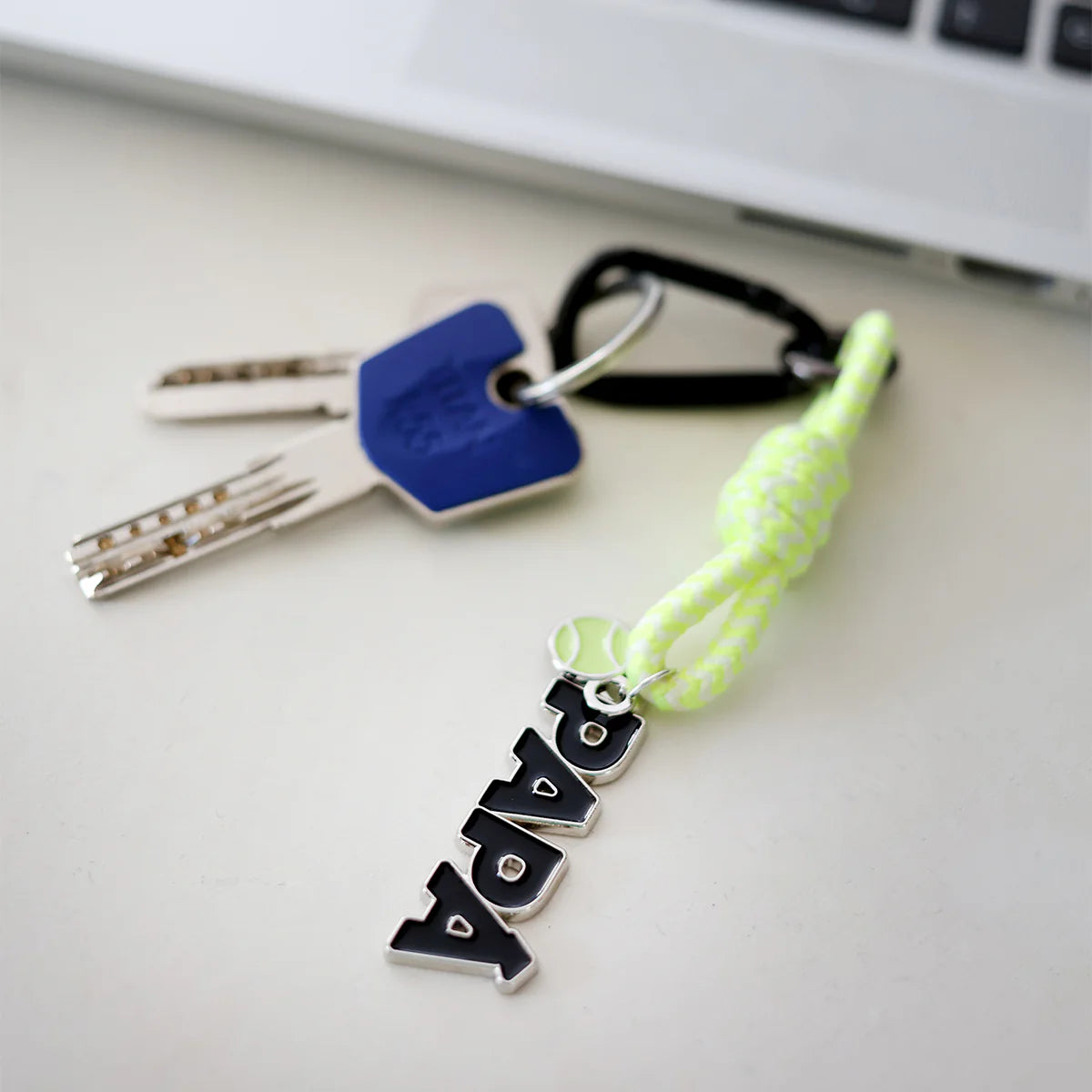 Llavero metálico · papá