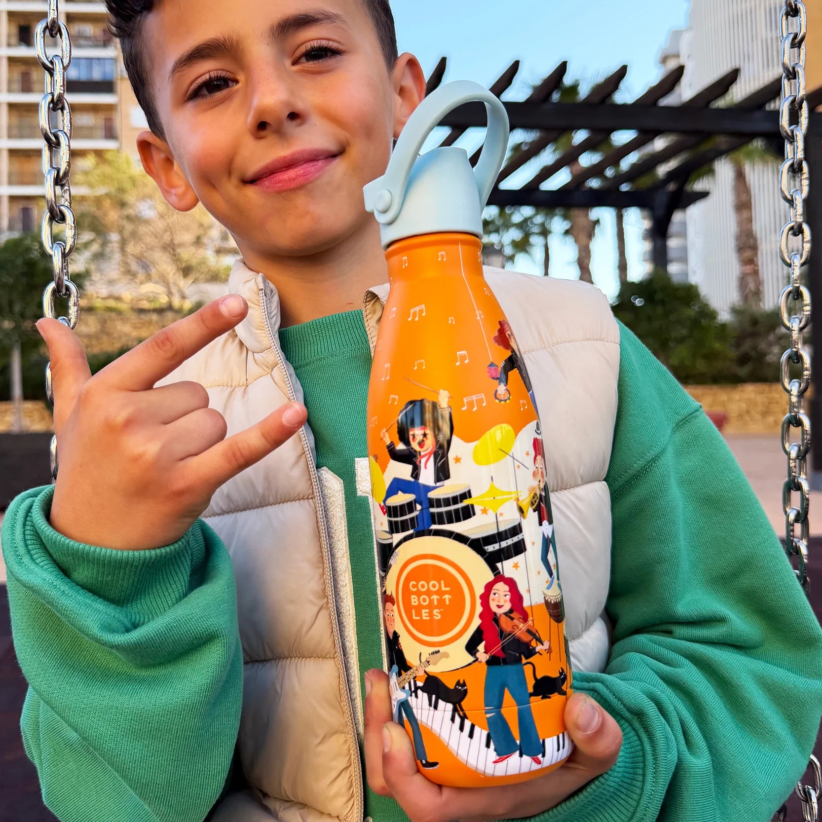 Botella de acero con pajita 350 ml. · music beat