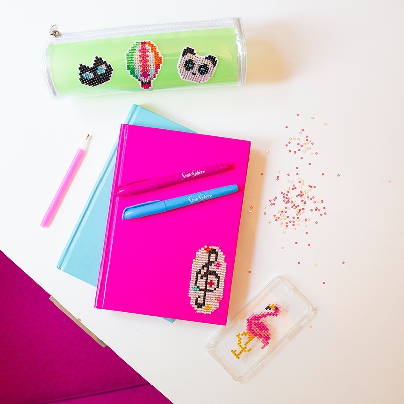 Crea pegatinas ¡con diamantes!