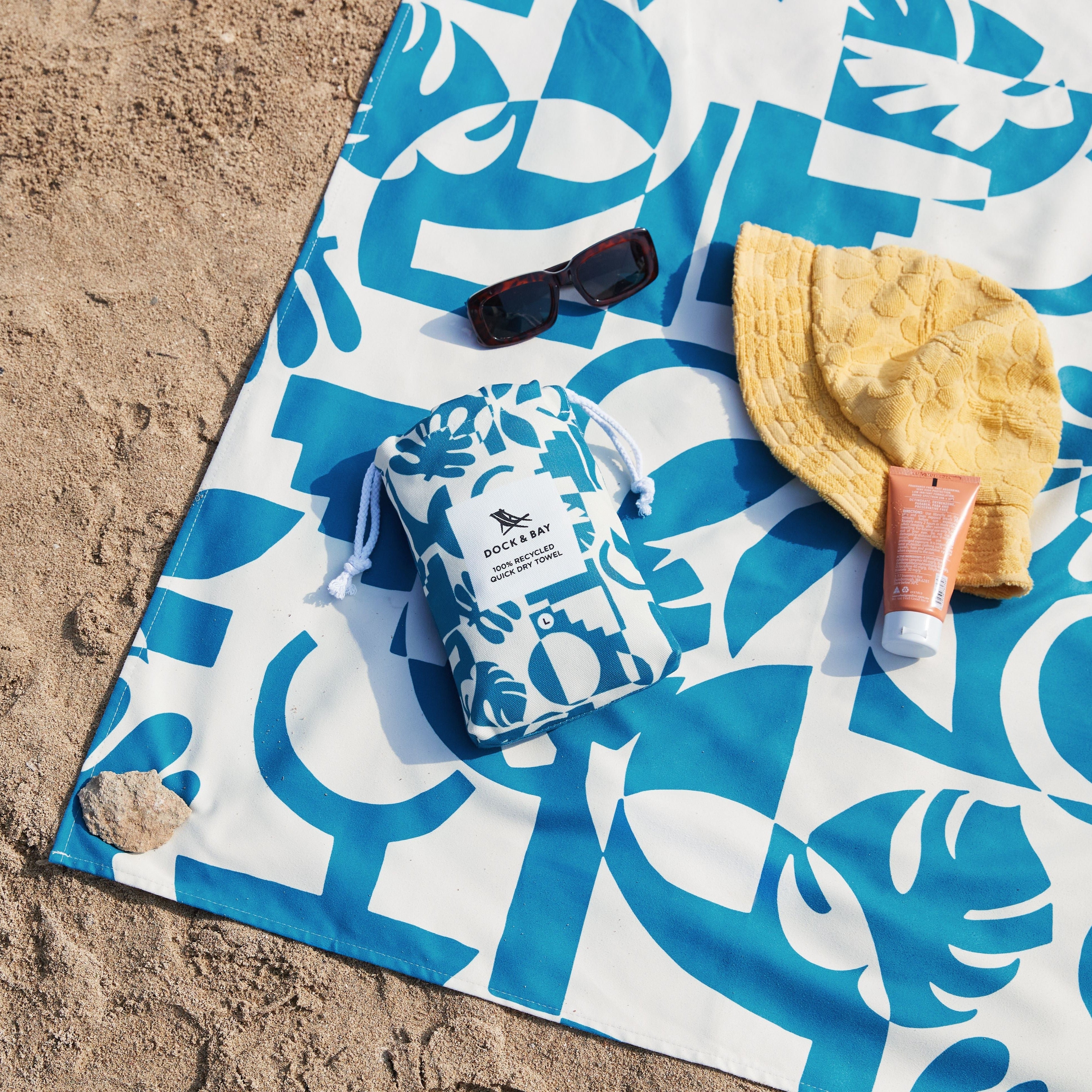 Toalla Playa Microfibra DOCK & BAY · Marine L/XL - La Chata Merengüela