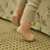 Zapatos Attipas · Rabbit Pink - La Chata Merengüela