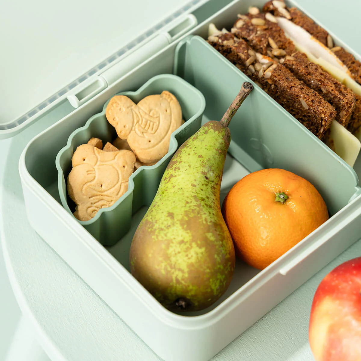 Fiambrera con separador DONEBYDEER · playground verde