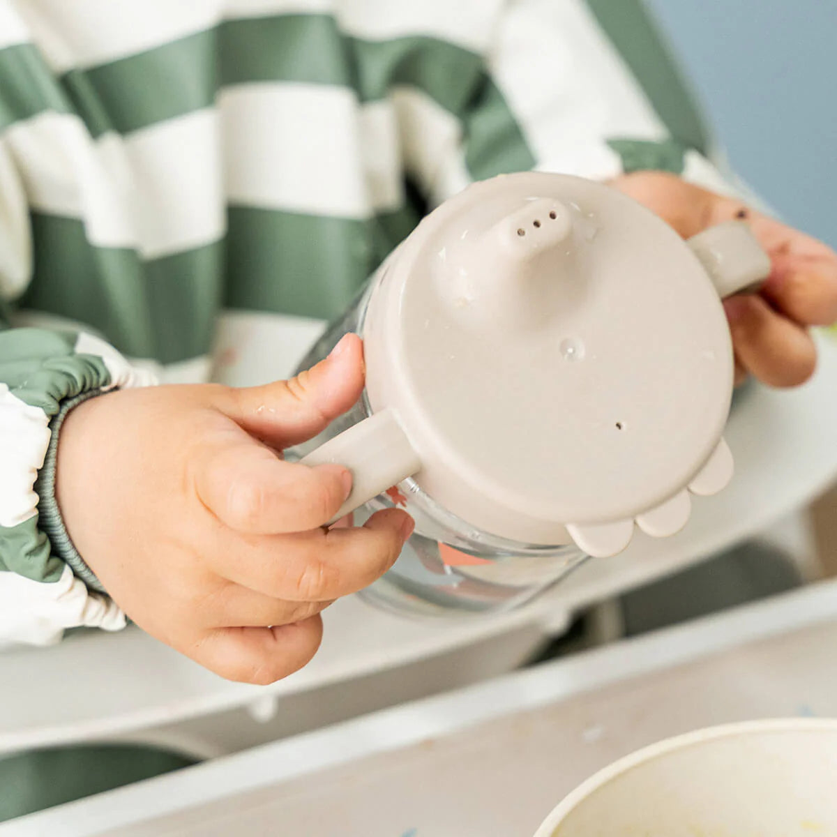 Taza de aprendizaje con asas DONEBYDEER · celebration arena