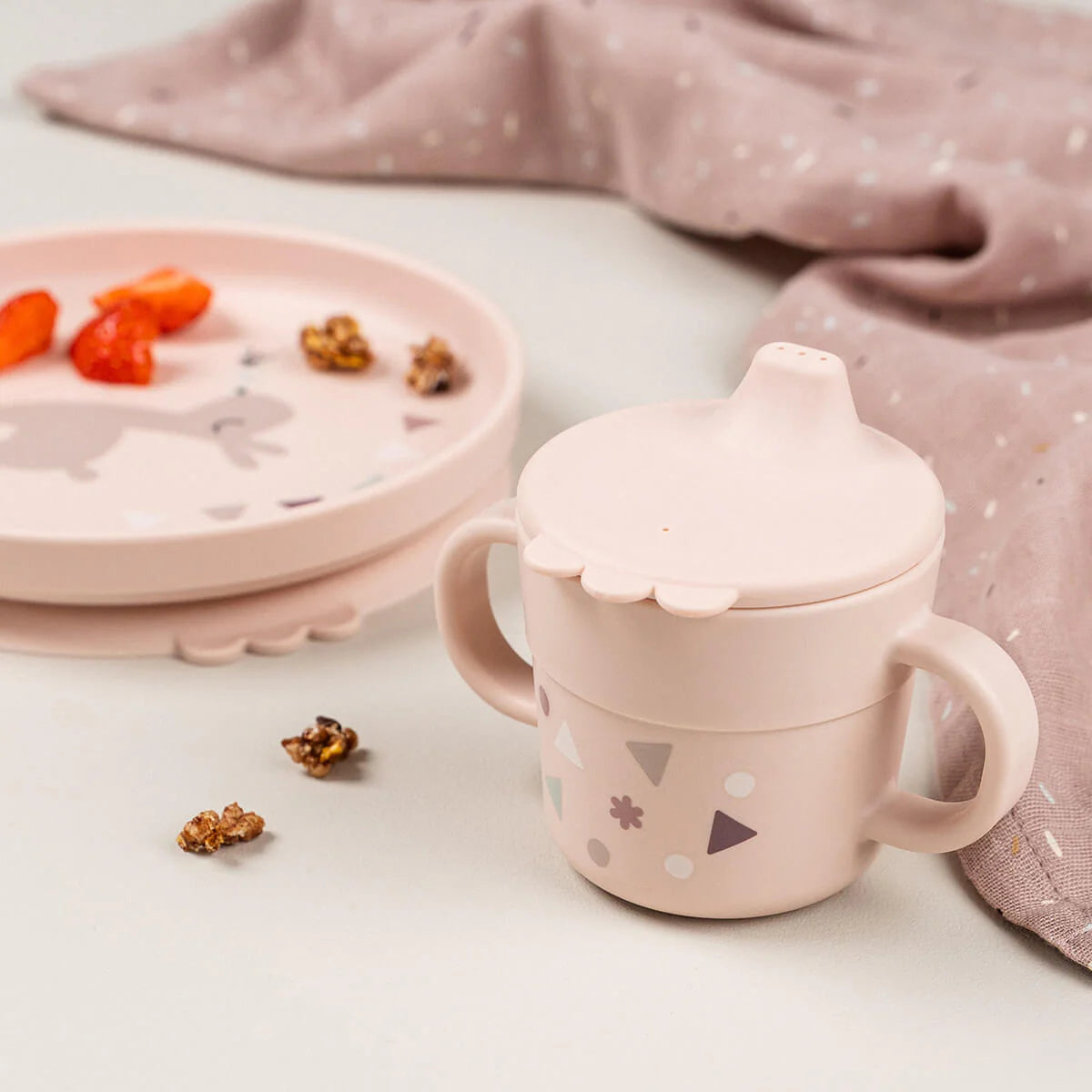 Vajilla foodie con ventosa DONEBYDEER · celebration rosa