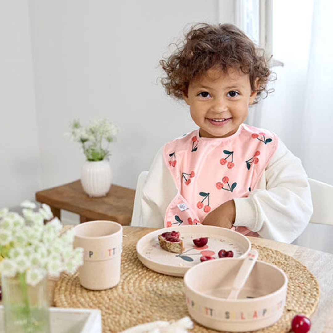 2 baberos manga larga con bolsillo Lässig · fruits cherry