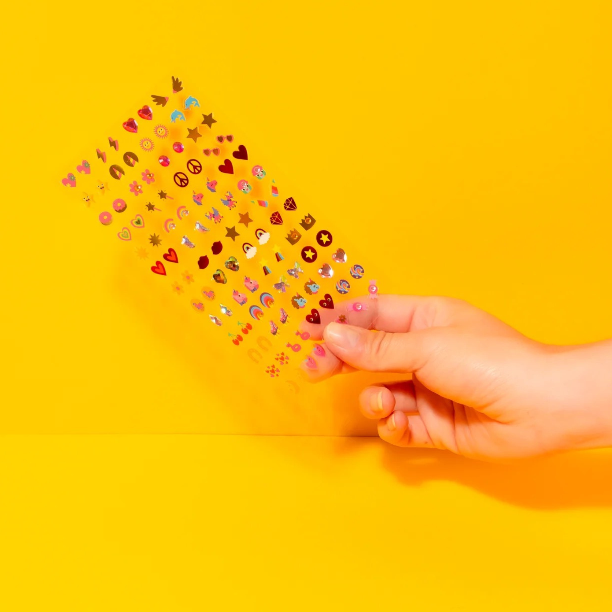 Pegatinas para las orejas OMY · Lily