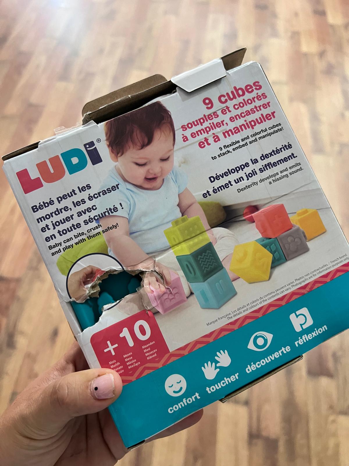 ¡CAJA DETERIORADA! Cubos de Silicona Apilables Blanditos