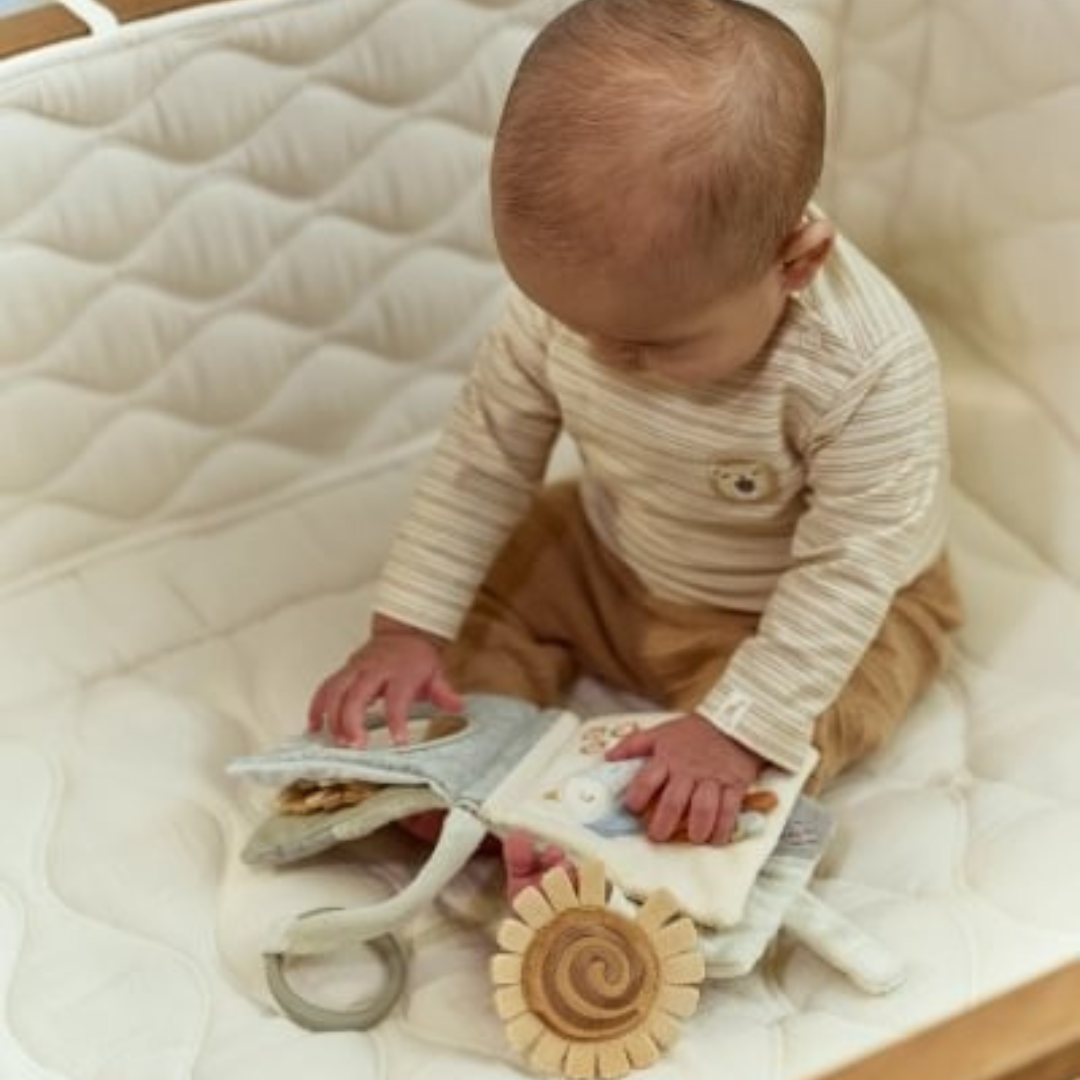 Libro blandito con anilla LITTLE DUTCH · safari friends