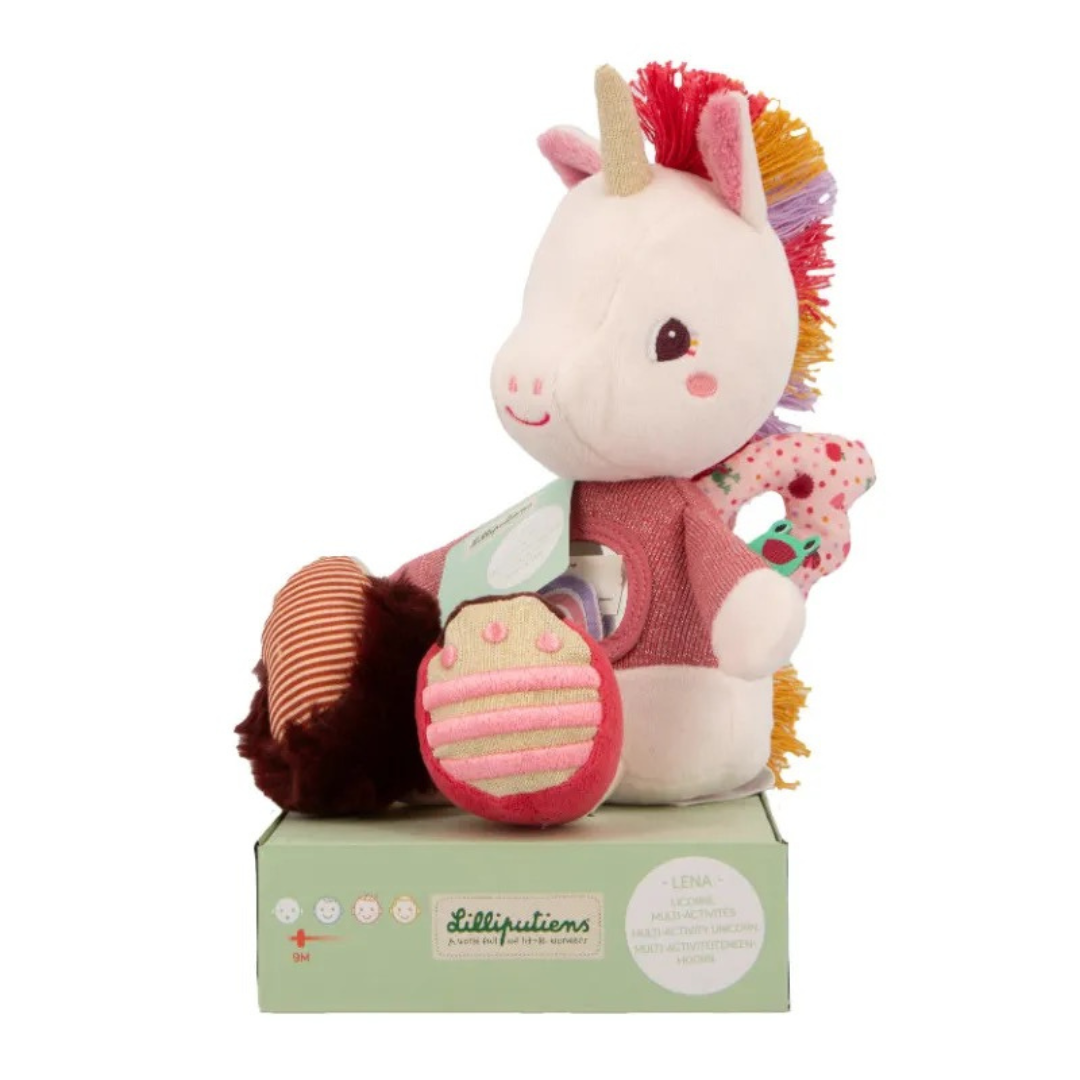 Lena, el unicornio multiactividad