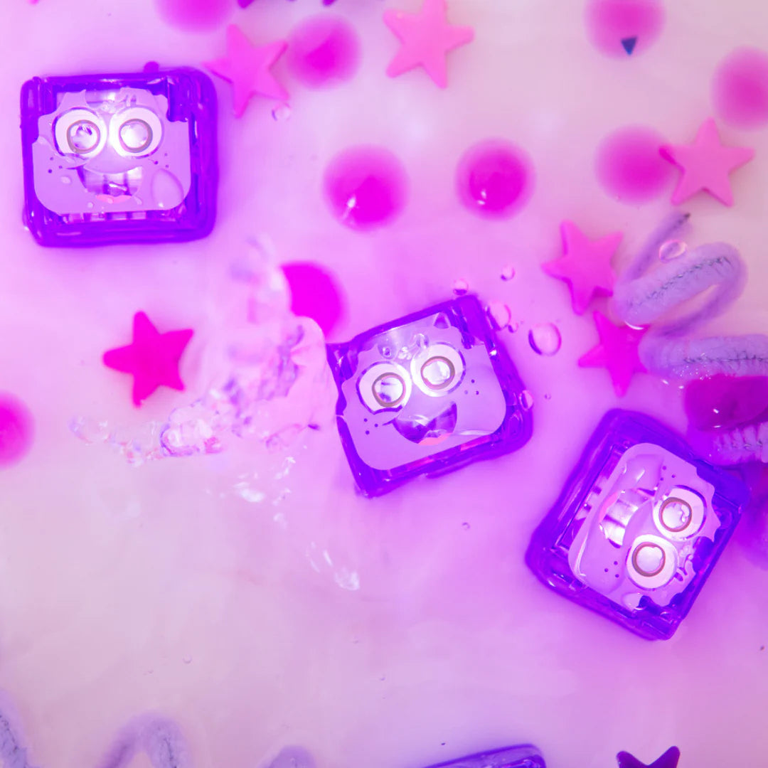 Cubos ¡con luz! para el baño GLOPALS · LUMI lila