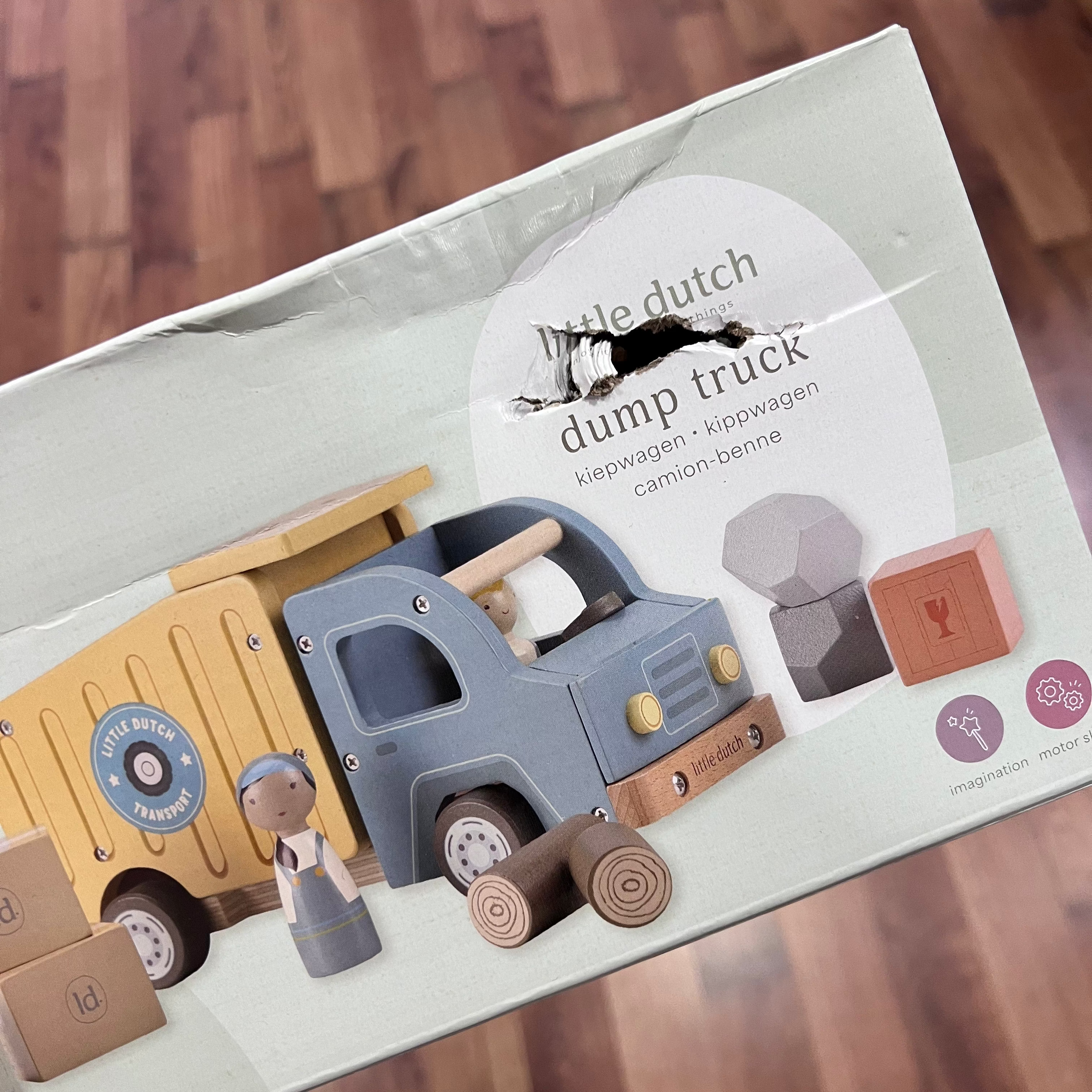¡CAJA DAÑADA! Camión DUMPER de madera LITTLE DUTCH