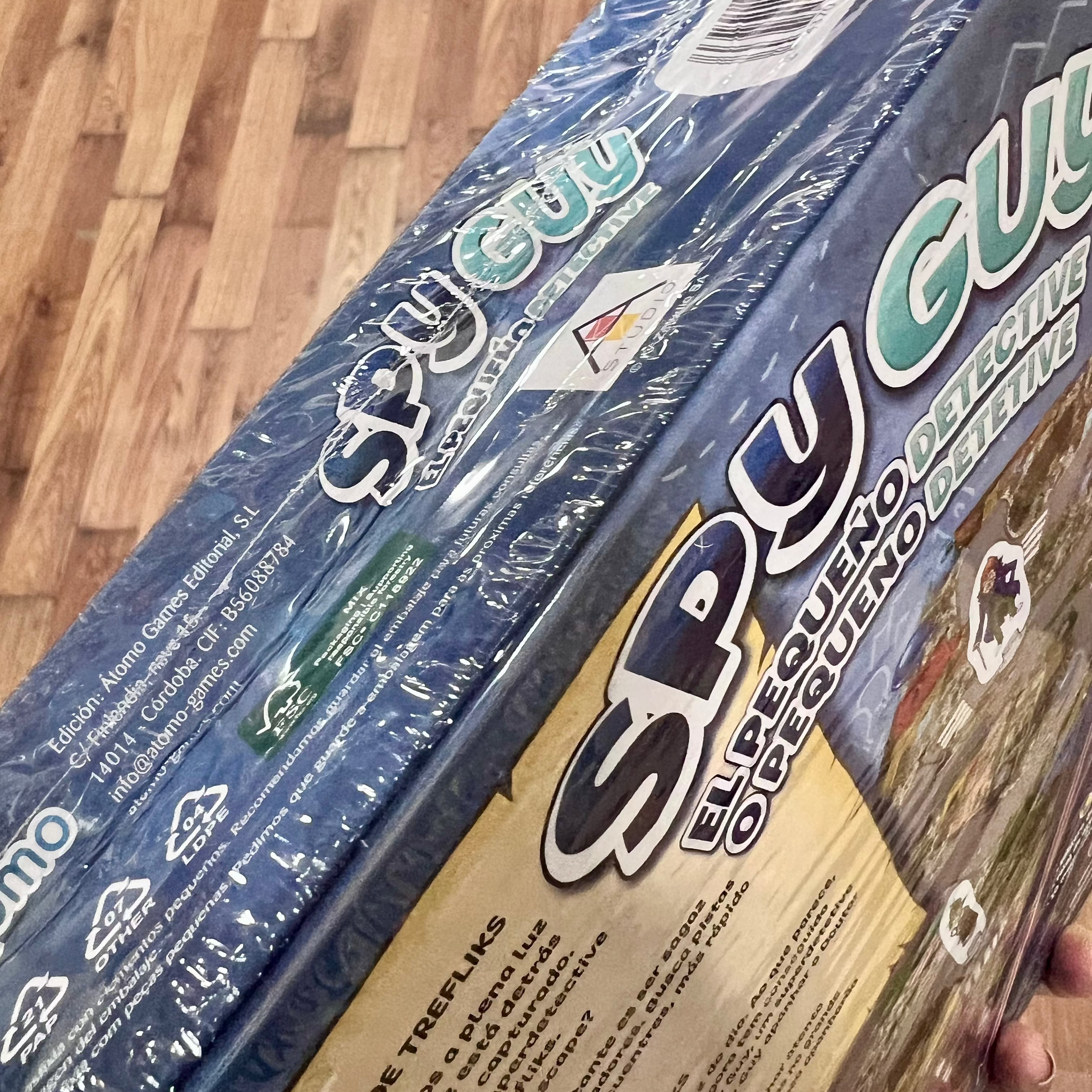 ¡CAJA DAÑADA! Spy guy: el pequeño detective