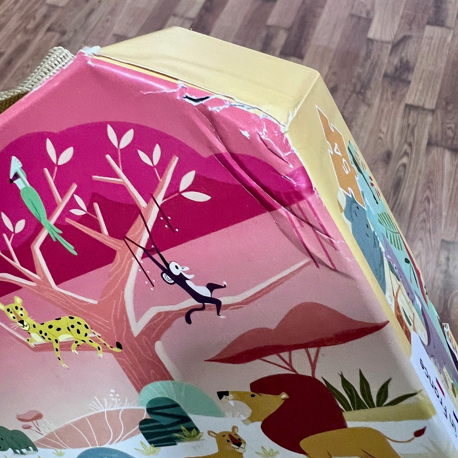 ¡CAJA DAÑADA! Puzzle reserva de animales: 54 piezas