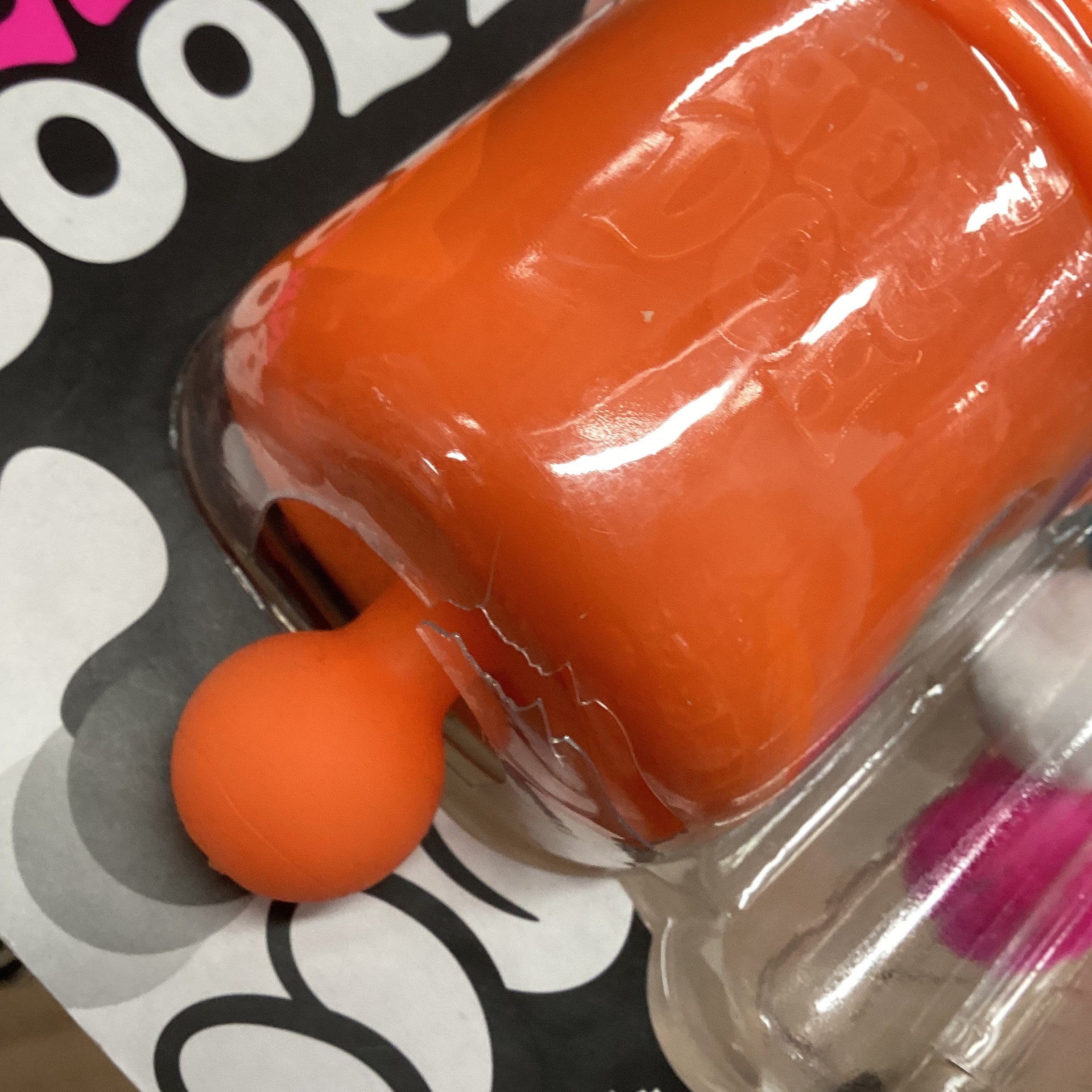 ¡CAJA DAÑADA! Needoh Booper en naranja