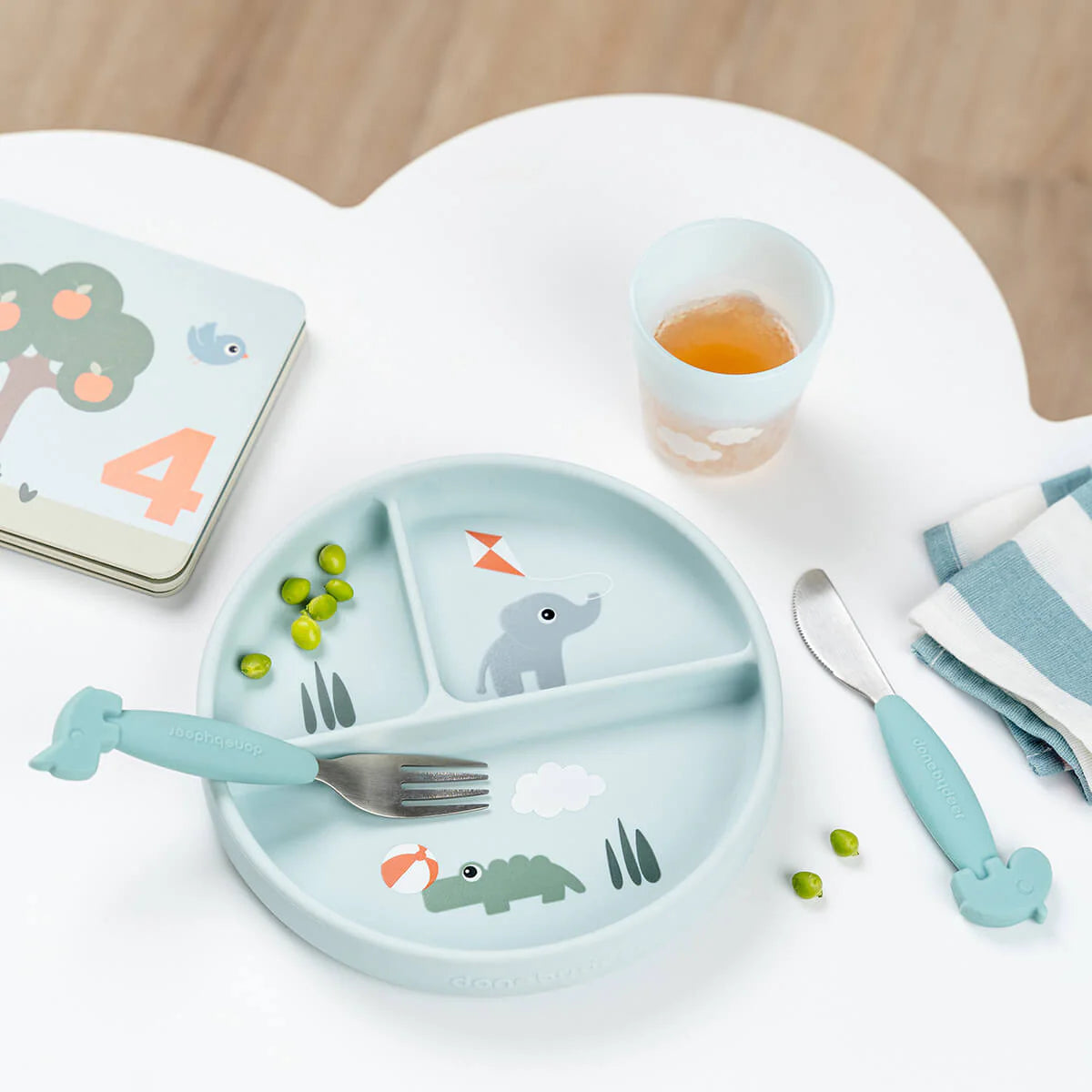 Plato con ventosa y compartimentos DONEBYDEER playground