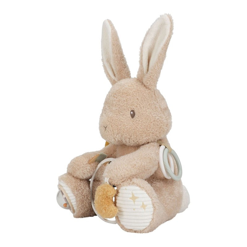 Conejo de actividades newborn natural