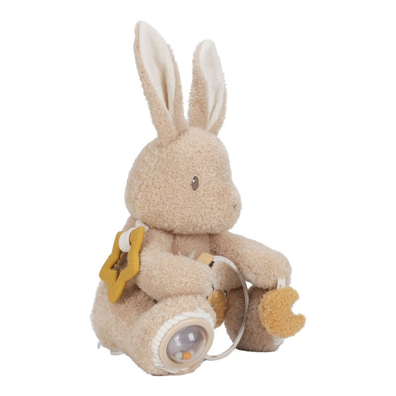 Conejo de actividades newborn natural