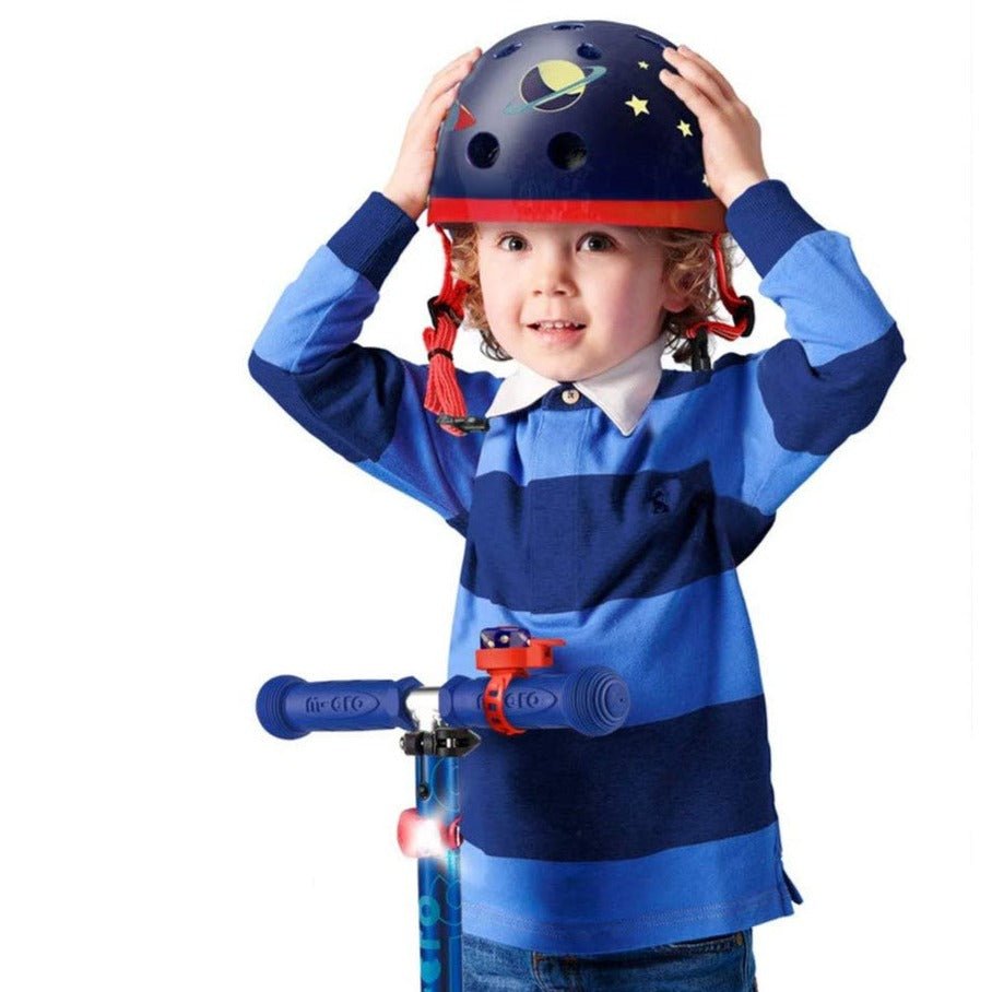 Casco Infantil Micro Talla S · Cohetes - La Chata Merengüela