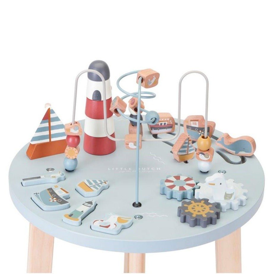 Mesa de actividades LITTLE DUTCH · Sailors bay - La Chata Merengüela